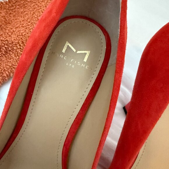 Marc Fisher LTD Sassie Suede Pump - Picture 5 of 13